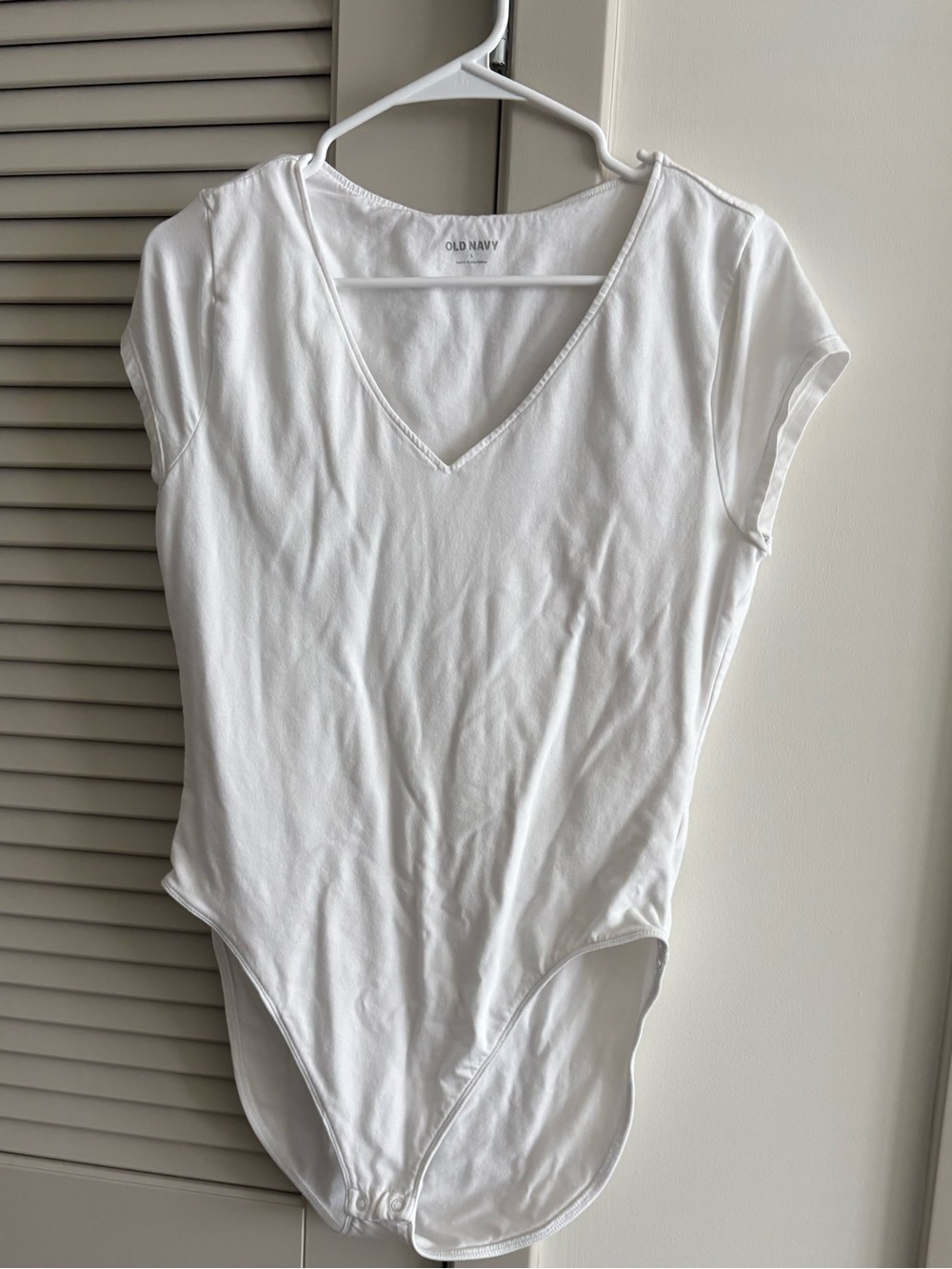 Old Navy White V-Neck Short Sleeve Bodysuit* Sz. Large